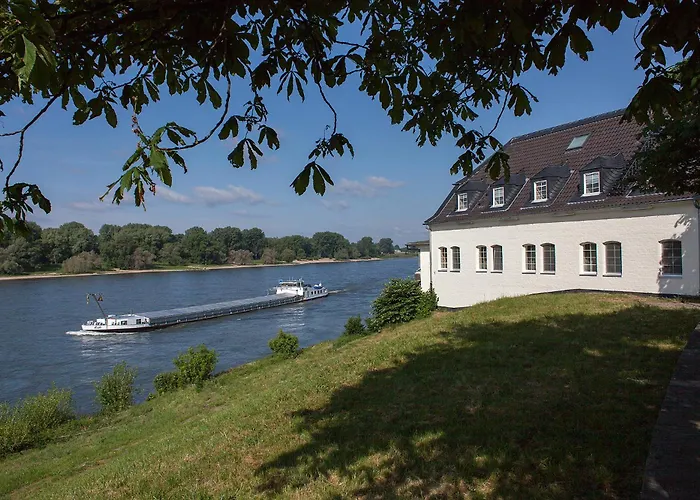 Hotel Schnellenburg Düsseldorf